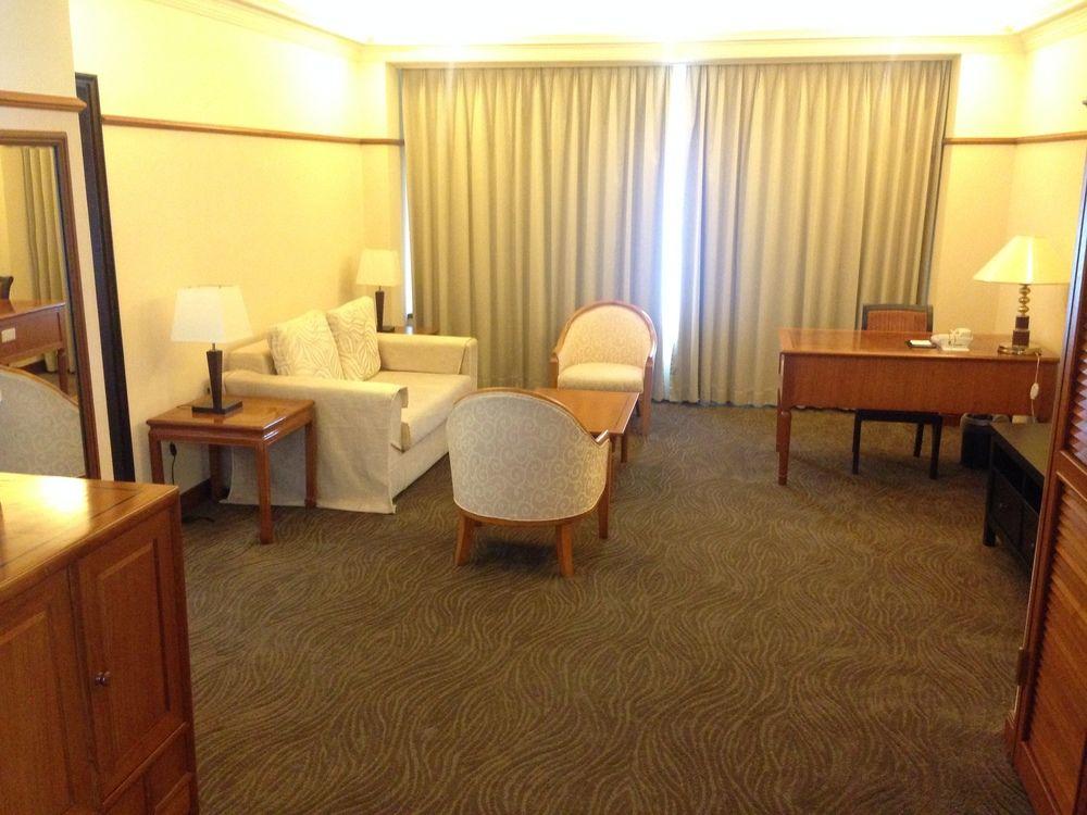 Hotel Kingdom Гаосюн Екстер'єр фото
