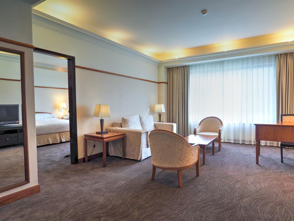 Hotel Kingdom Гаосюн Екстер'єр фото